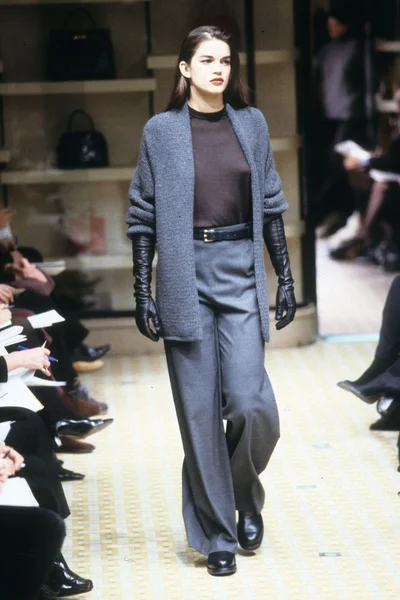Look 28